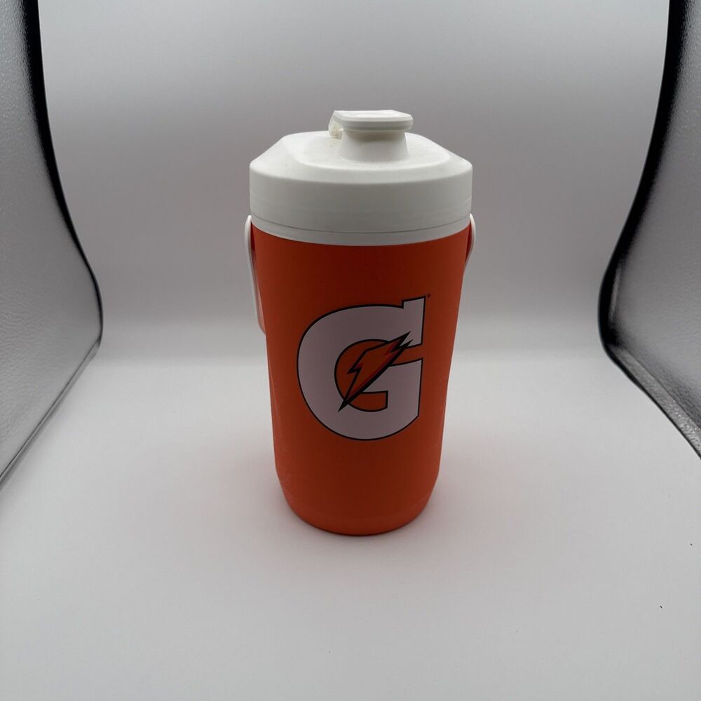 GATORADE 64 Oz /  HALF GALLON WATER BOTTLE JUG SPORTS HYDRATION ORANGE